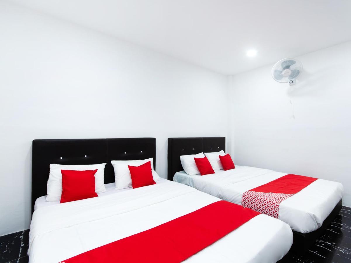 Oyo 44011 Weng Bee Guest House Kota Kinabalu Exterior foto