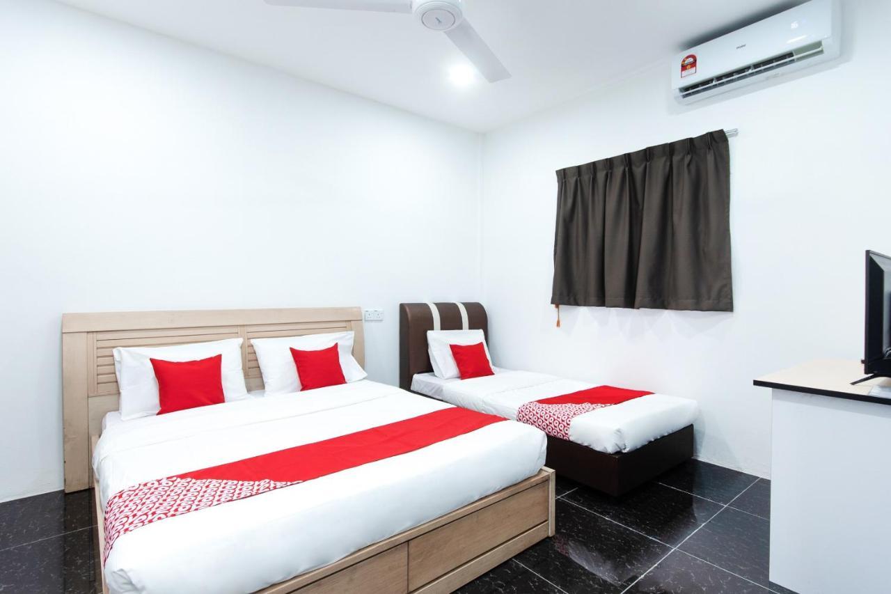 Oyo 44011 Weng Bee Guest House Kota Kinabalu Exterior foto